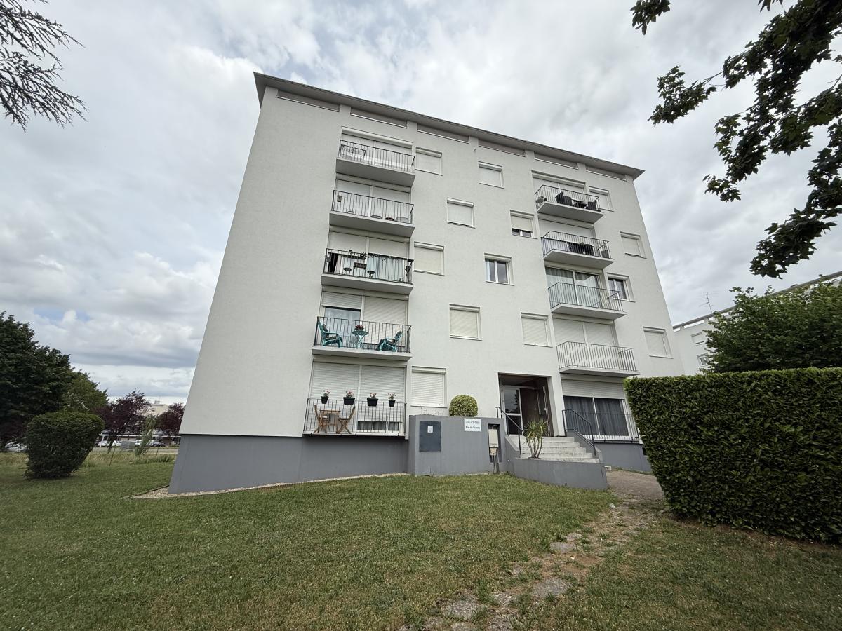 Appartement 5 pièces 83 m² · à Chevigny-Saint-Sauveur · 83,5 m² · 159 000 €
