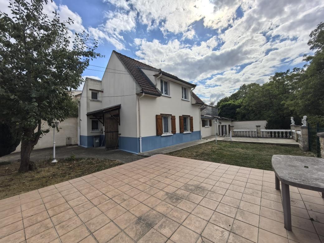 Maison 6 pièces 117 m² · à Méry-sur-Oise · 117 m² · 252 000 €