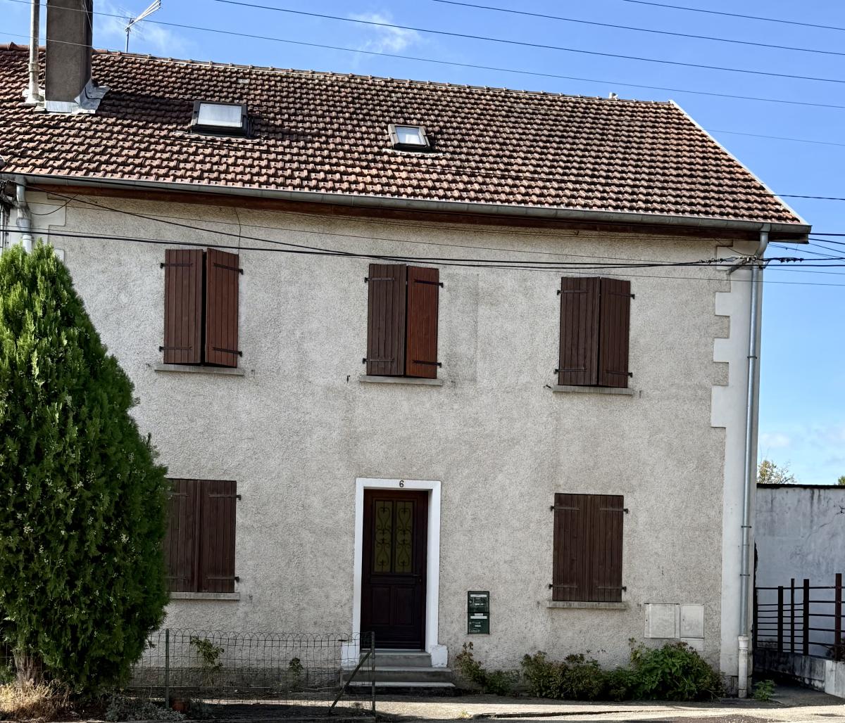 Maison 180 m² · à Dole · 179,8 m² · 250 000 €