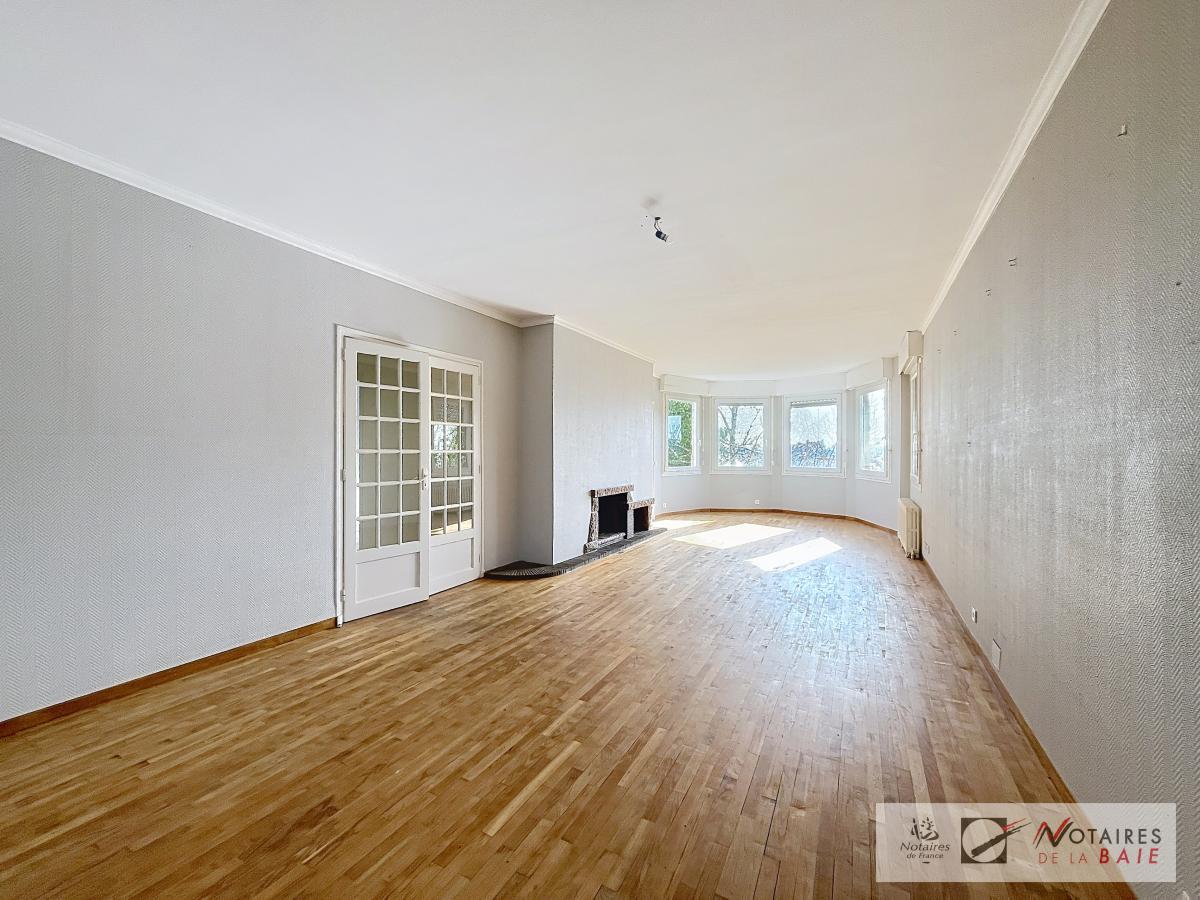 Maison 8 pièces 294 m² · à Saint-Brieuc · 294 m² · 427 050 €