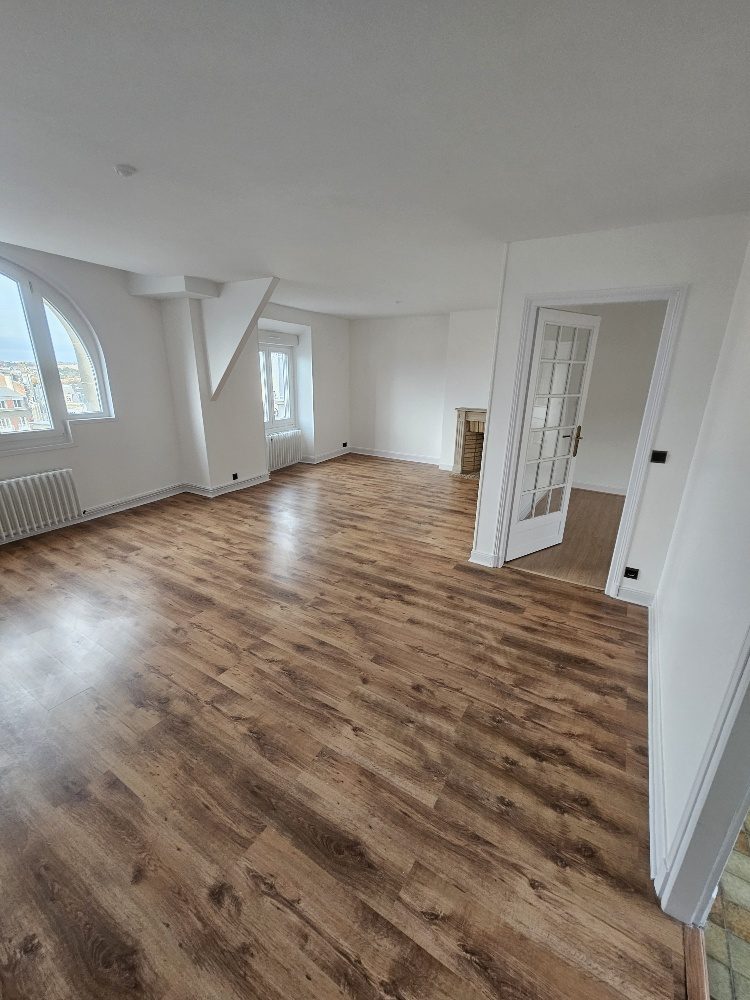 Appartement 3 pièces 90 m² · à Saint-Quentin · 90 m² · 710 €/mois