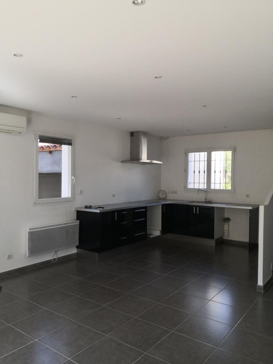 Maison 3 pièces 65 m² · à Rognac · 65 m² · 1 250 €/mois