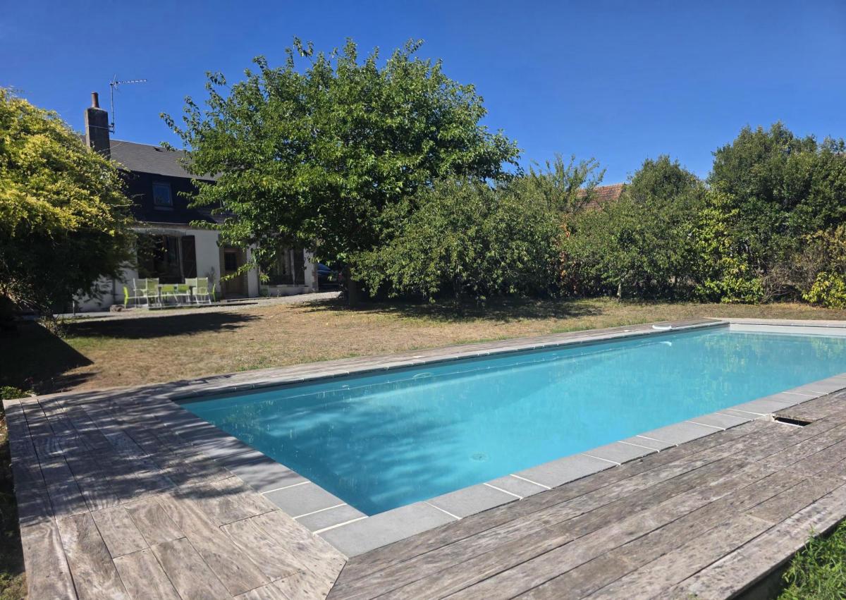 Maison 6 pièces 260 m² · à Berry-Bouy · 260 m² · 387 760 €