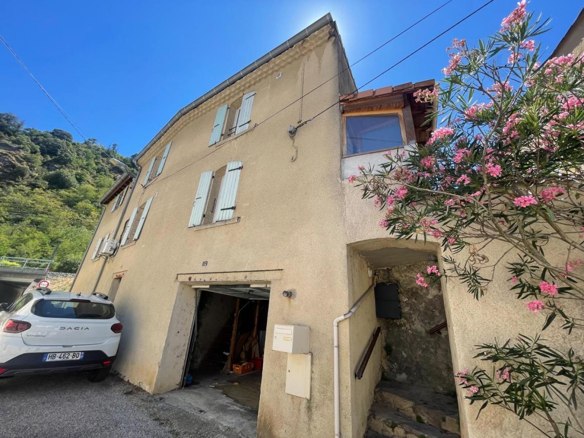 Maison 5 pièces 88 m² · à Tournon-sur-Rhône · 87,6 m² · 145 000 €