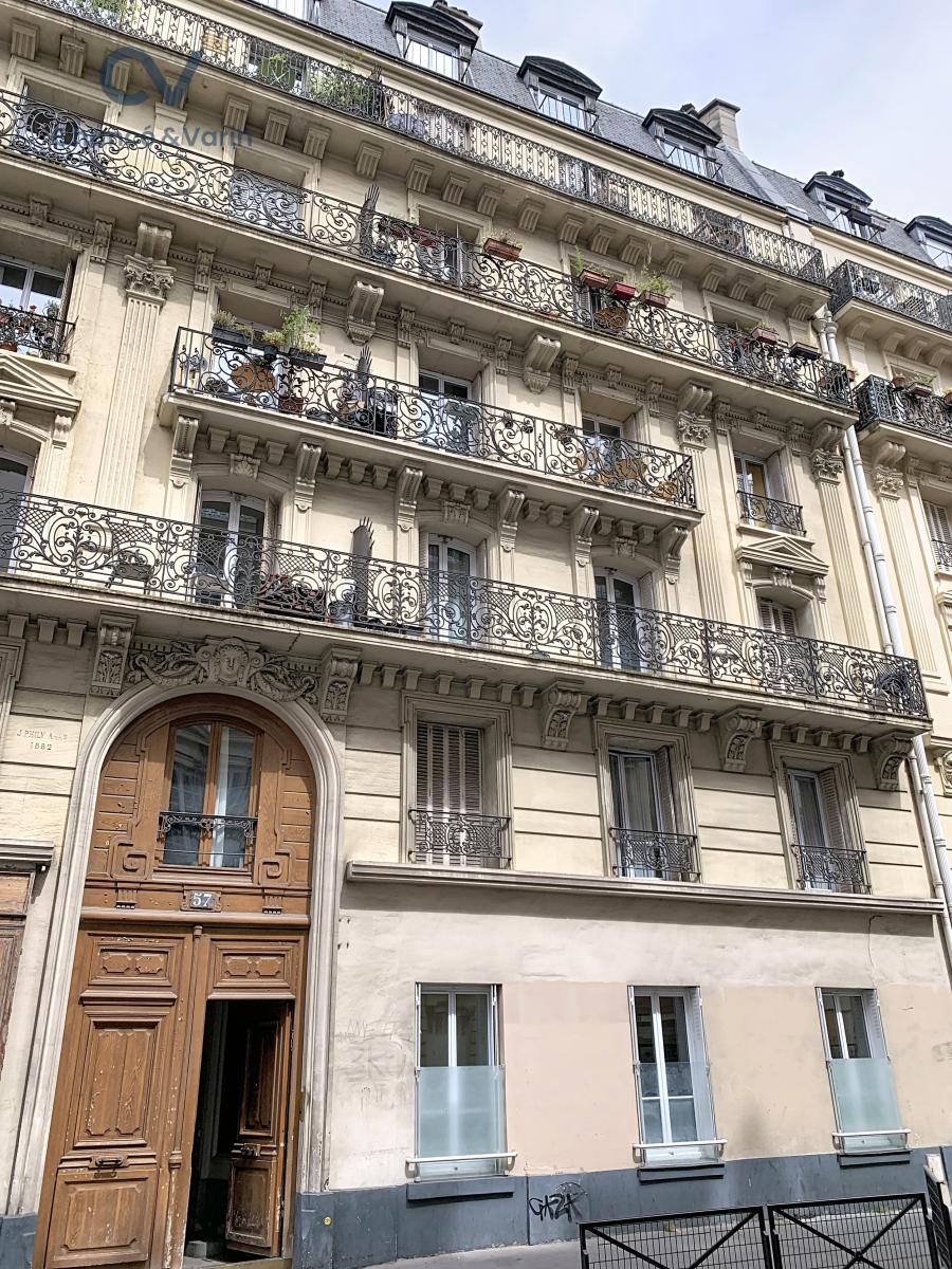 Appartement 2 pièces 50 m² · à Paris 10e Arrondissement · 50,2 m² · 483 000 €