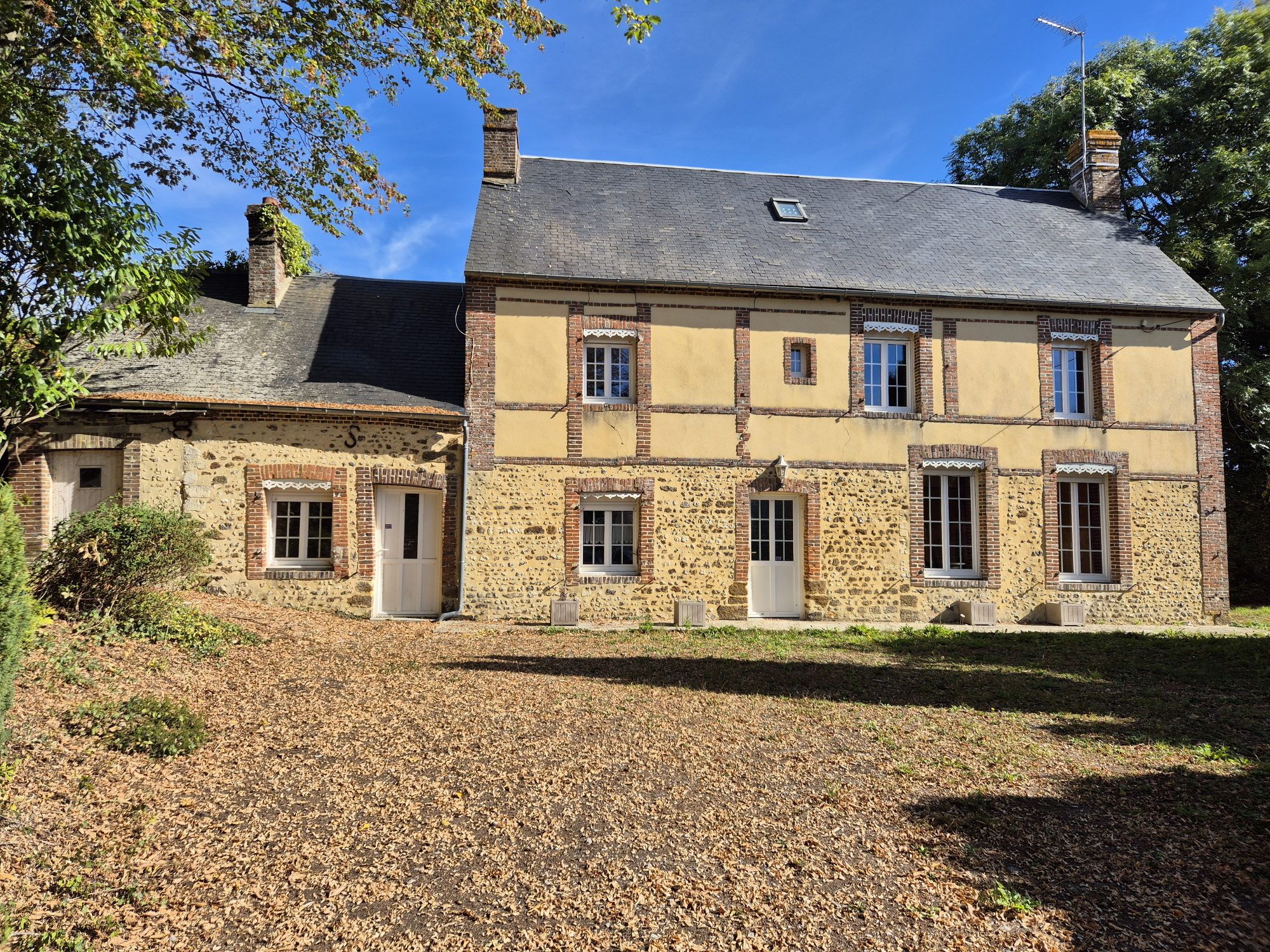 Maison 5 pièces 127 m² · à Mortagne-au-Perche · 127,3 m² · 105 500 €