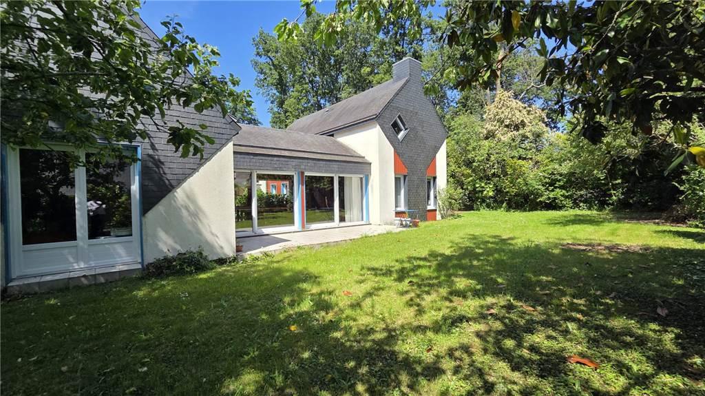 Maison 8 pièces 221 m² · à Cesson-Sévigné · 221 m² · 785 220 €