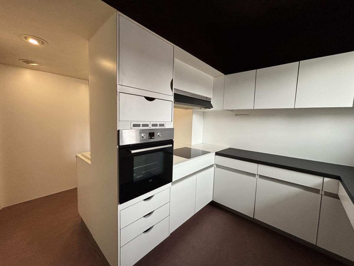 Appartement 4 pièces 128 m² · à Amiens · 127,6 m² · 950 €/mois