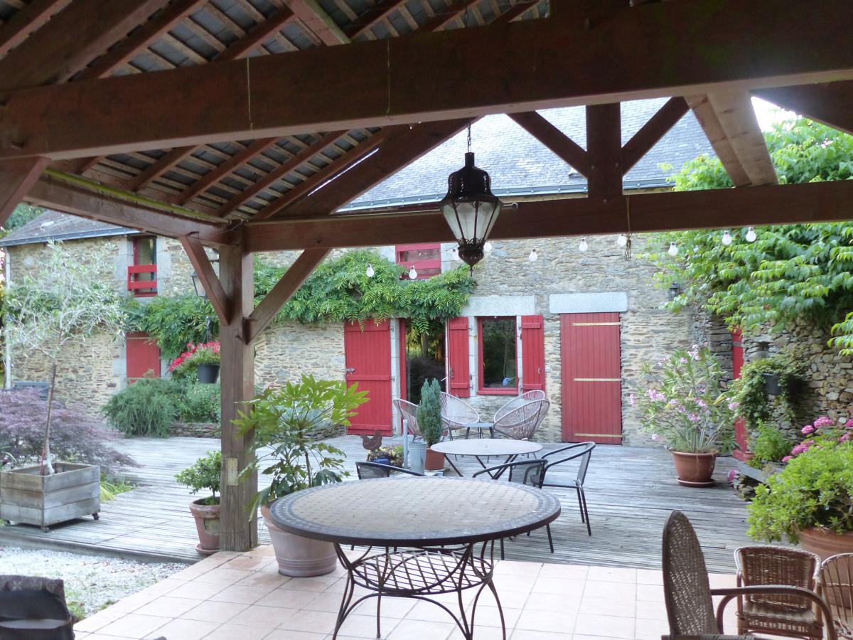 Maison 6 pièces 193 m² · à Fay-de-Bretagne · 193 m² · 374 000 €