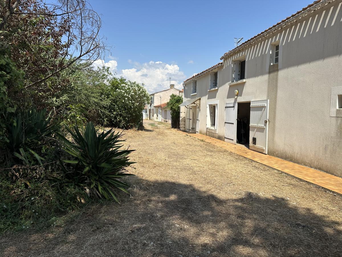 Maison 118 m² · à Angles · 118 m² · 271 400 €