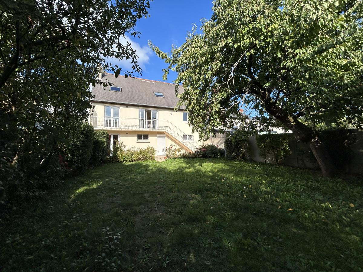 Maison 7 pièces 172 m² · à Rennes · 172 m² · 549 080 €