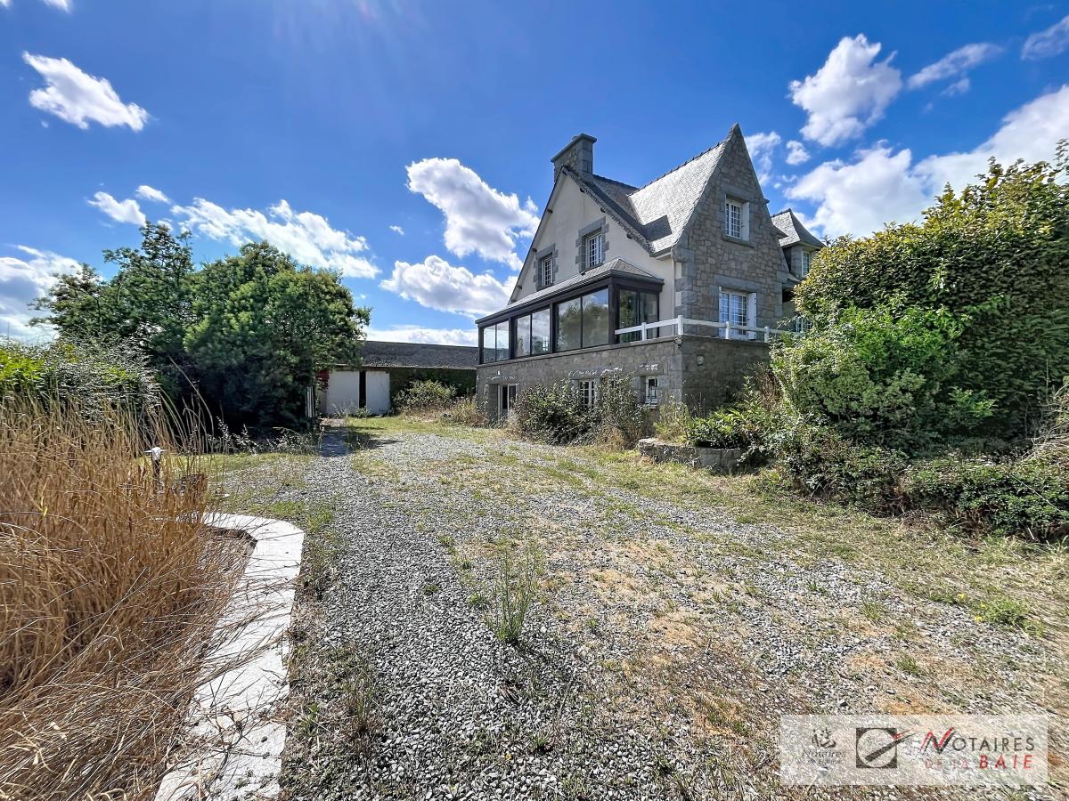 Maison 9 pièces 240 m² · à Pléboulle · 240 m² · 323 550 €