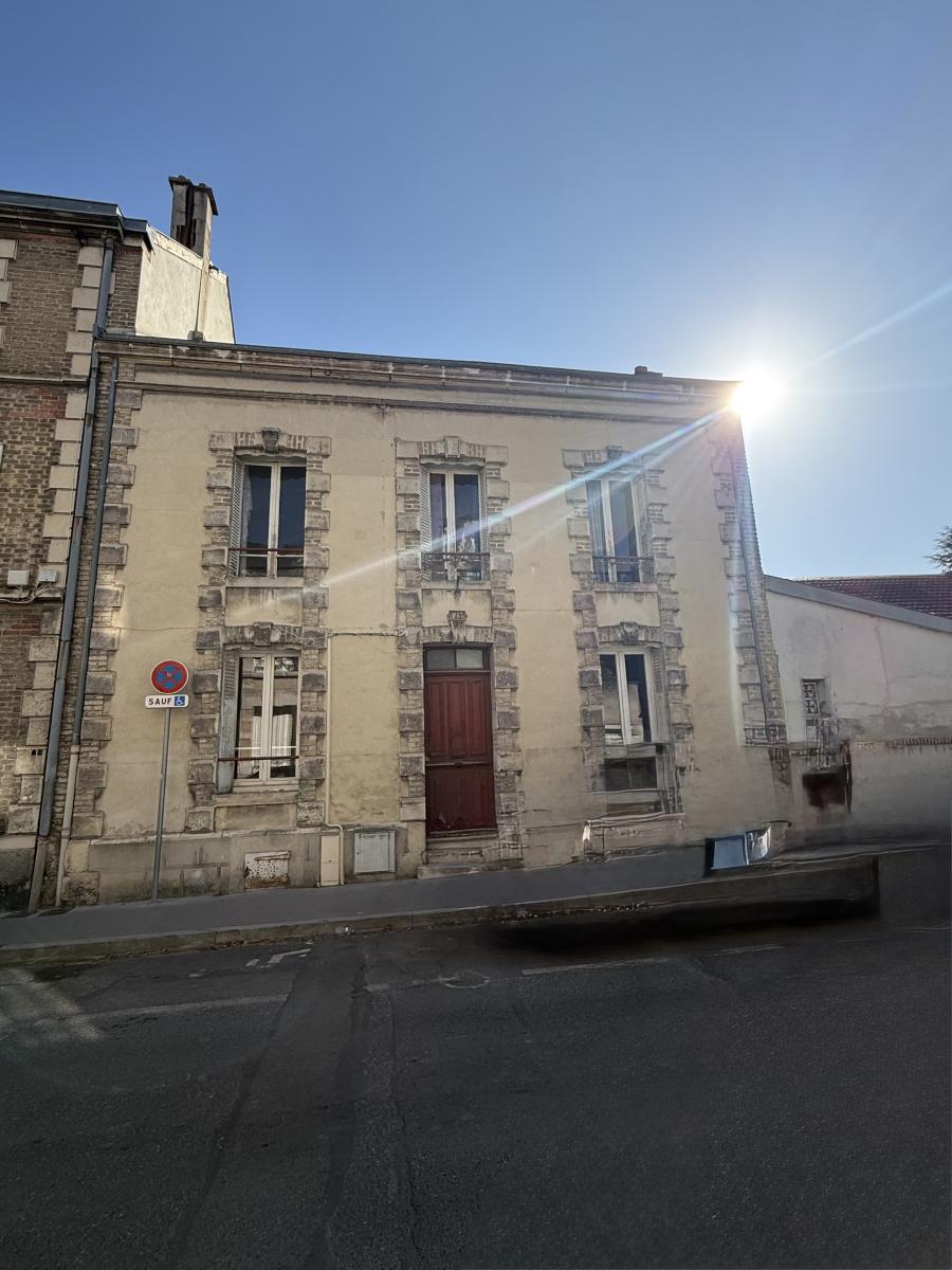 Maison 6 pièces 112 m² · à Reims · 112 m² · 160 000 €