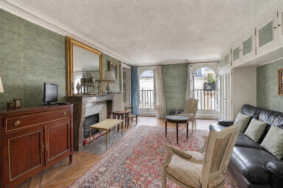 Appartement 5 pièces 96 m² · à Paris 7e Arrondissement · 95,7 m² · 1 765 000 €