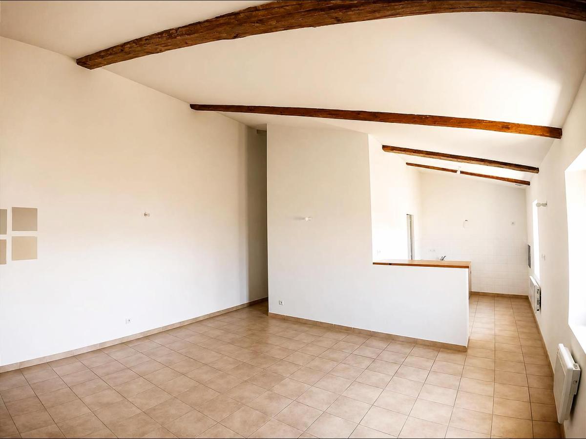 Appartement 3 pièces 86 m² · à Montélimar · 85,9 m² · 112 000 €