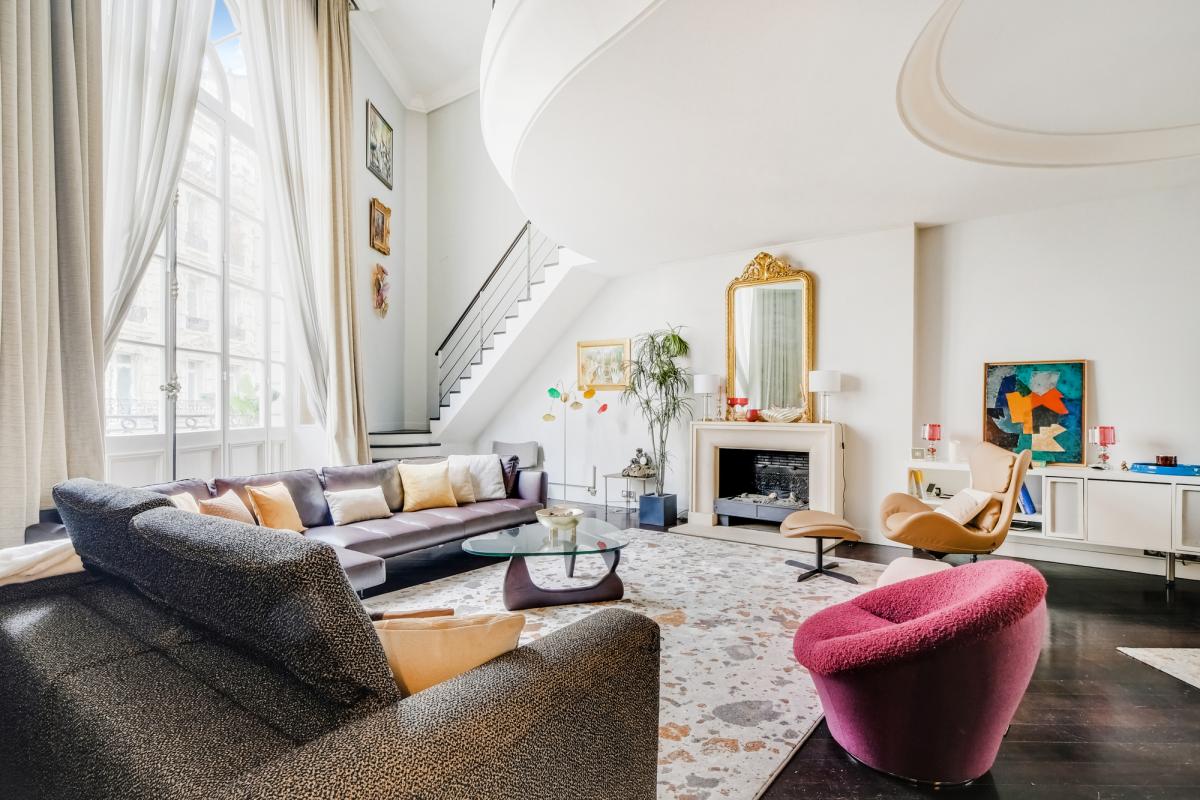 Maison 8 pièces 410 m² · à Paris 8e Arrondissement · 410 m² · 7 500 000 €