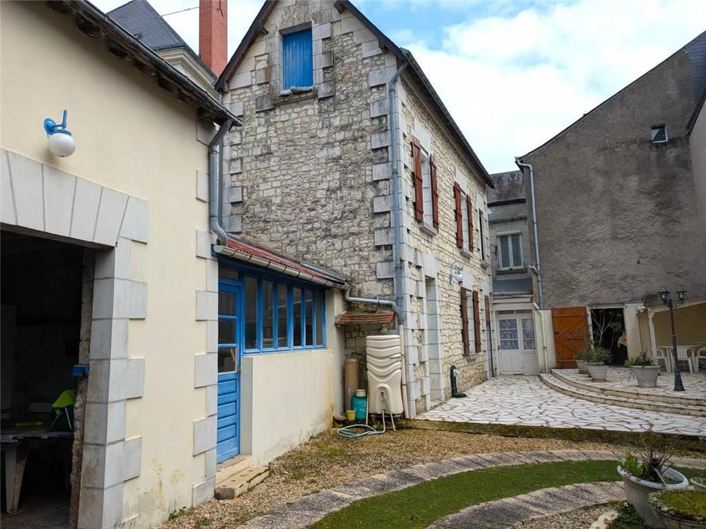 Maison 6 pièces 162 m² · à Sainte-Maure-de-Touraine · 162 m² · 149 600 €