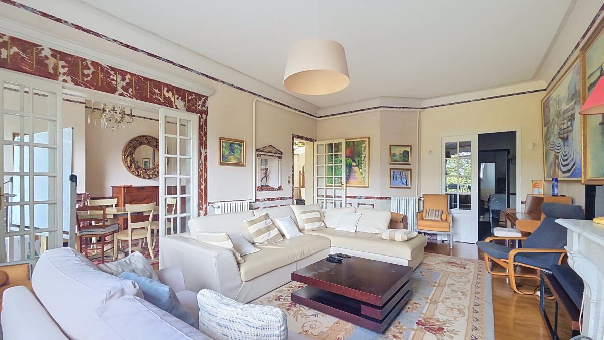 Appartement 6 pièces 163 m² · à Reims · 162,5 m² · 470 000 €