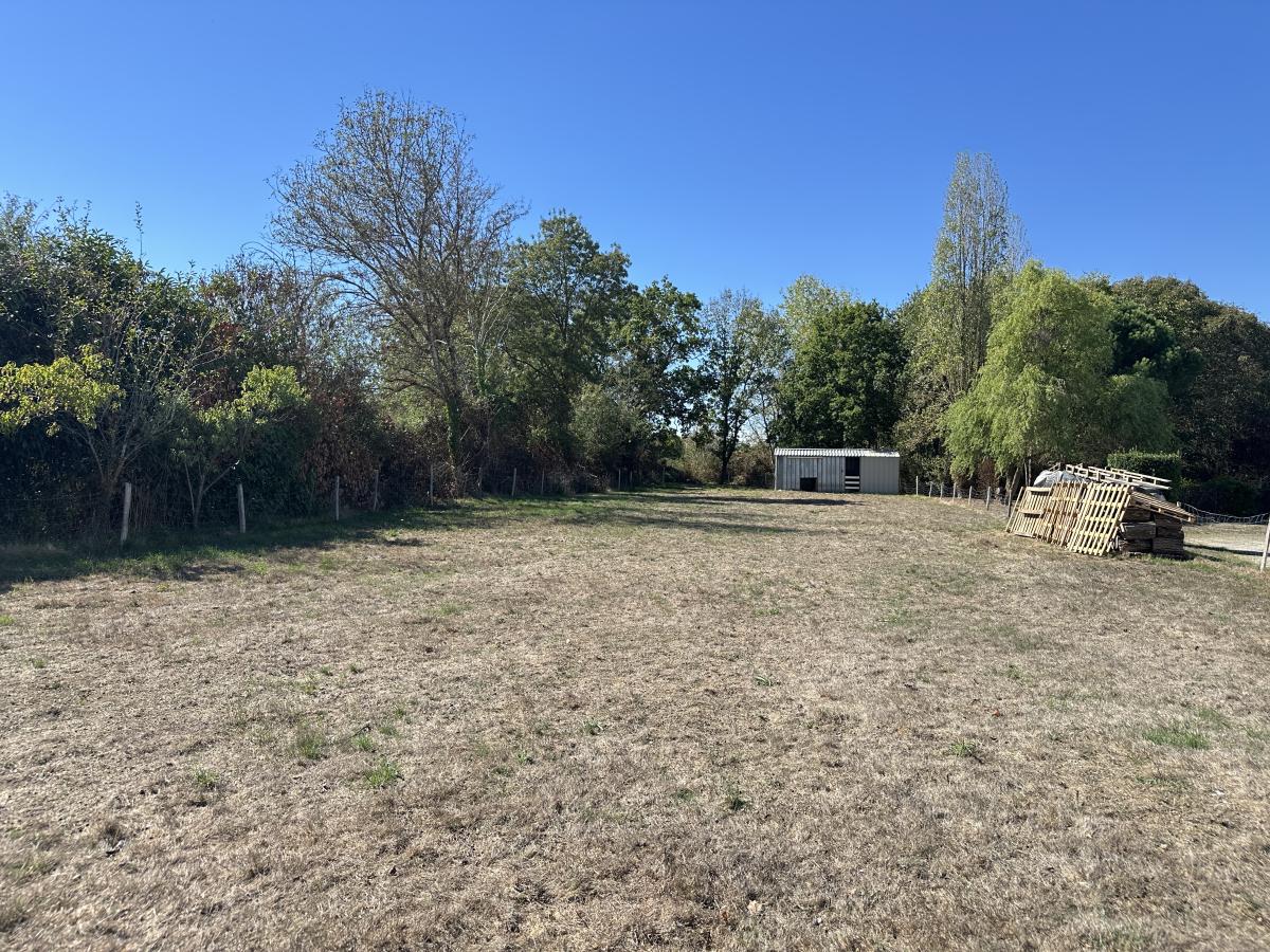 Terrain 1189 m² · à La Rabatelière · 74 630 €