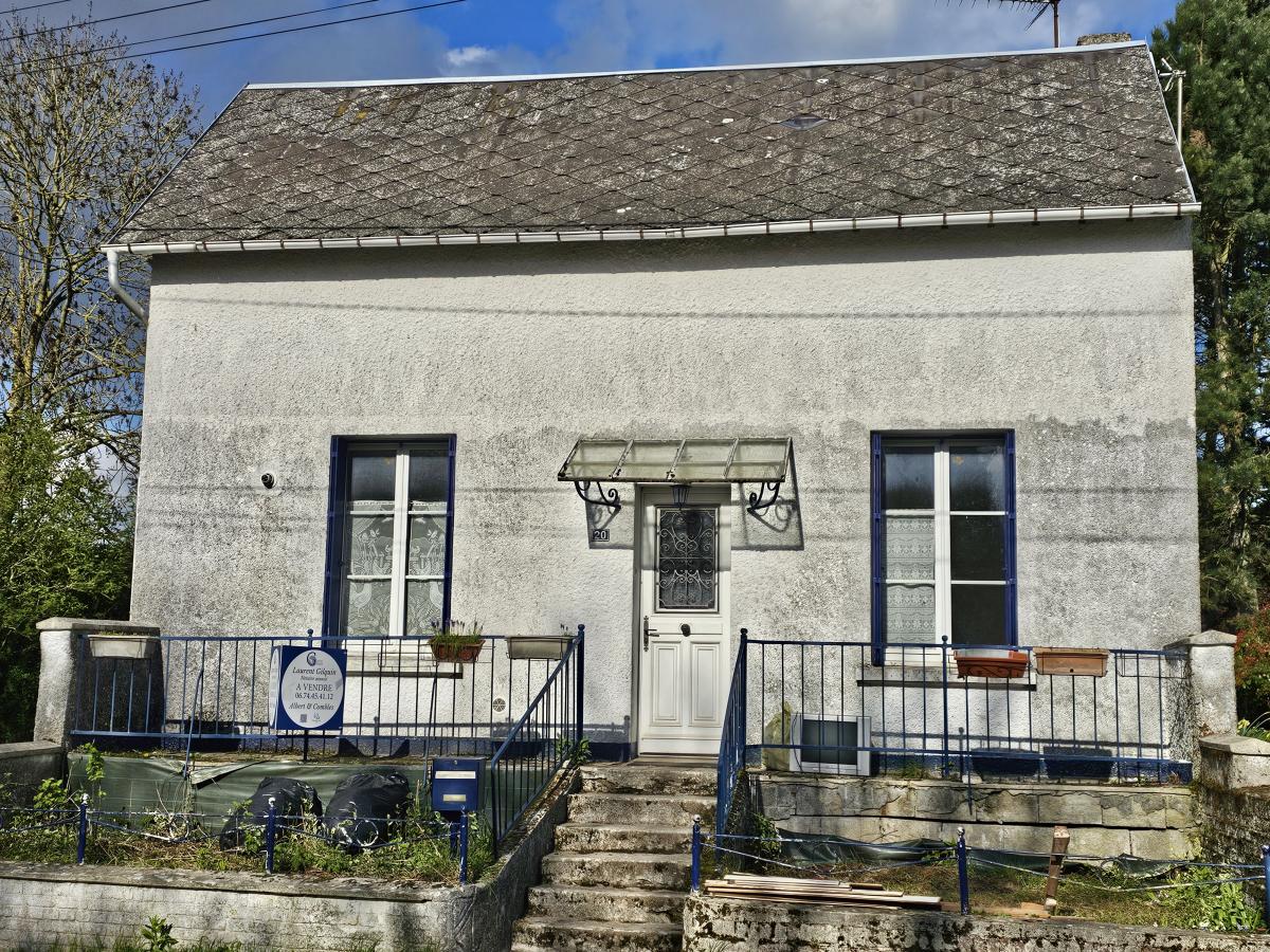 Maison 85 m² · à Combles · 85 m² · 74 200 €