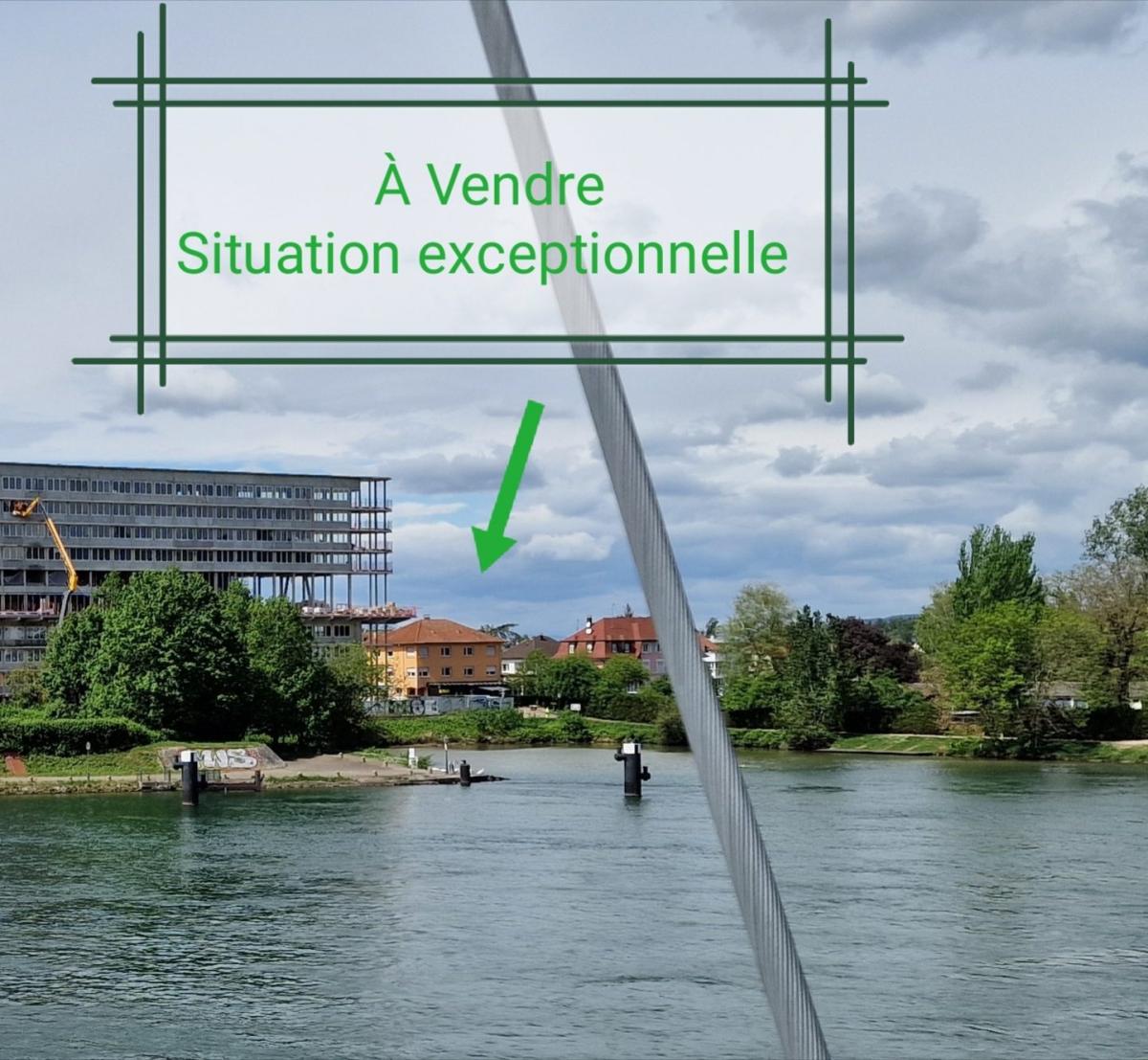 Immeuble 640 m² · à Huningue · 640 m² · 2 142 000 €