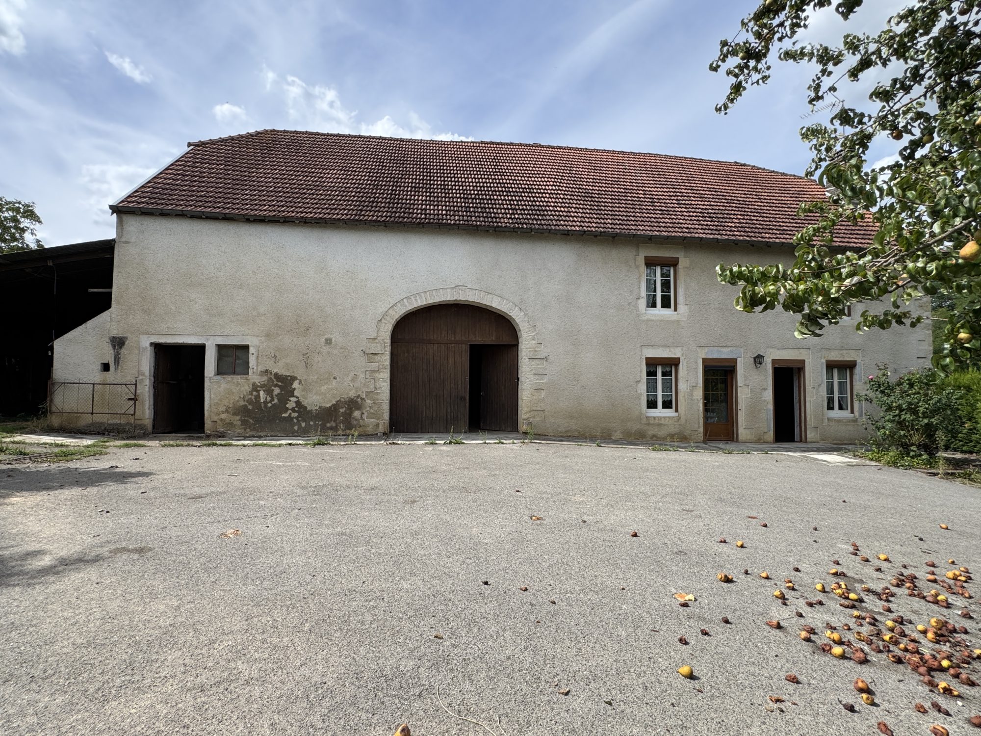 Maison 5 pièces 168 m² · à Mutigney · 168 m² · 140 000 €