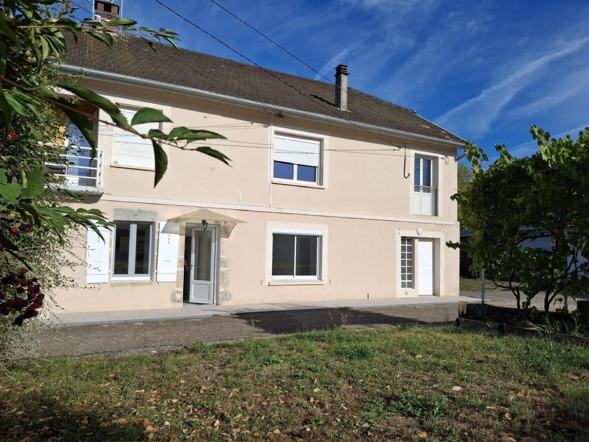 Appartement 4 pièces 90 m² · à Vaudrey · 90 m² · 700 €/mois