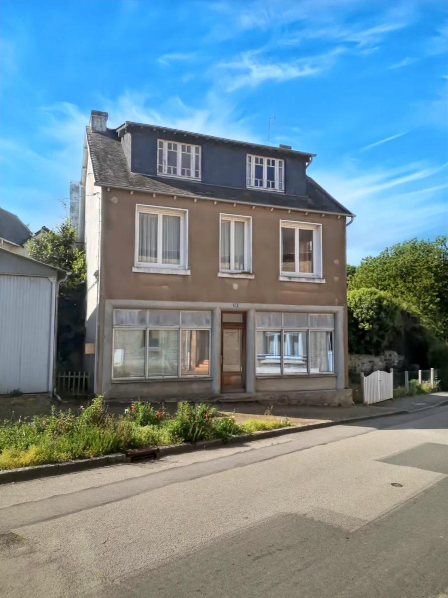 Maison 7 pièces 140 m² · à Plémet · 140 m² · 56 500 €