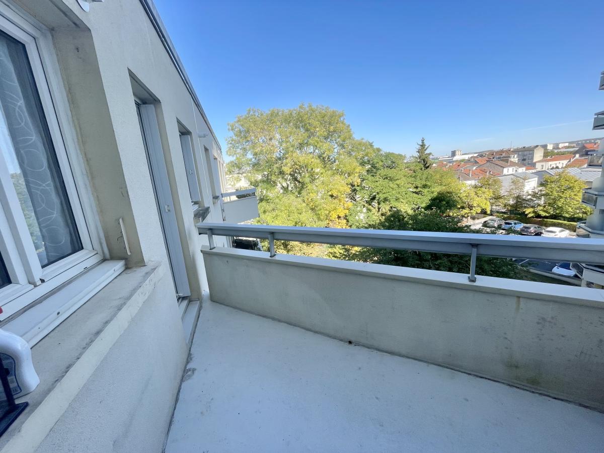 Appartement 3 pièces 46 m² · à Reims · 45,7 m² · 139 200 €