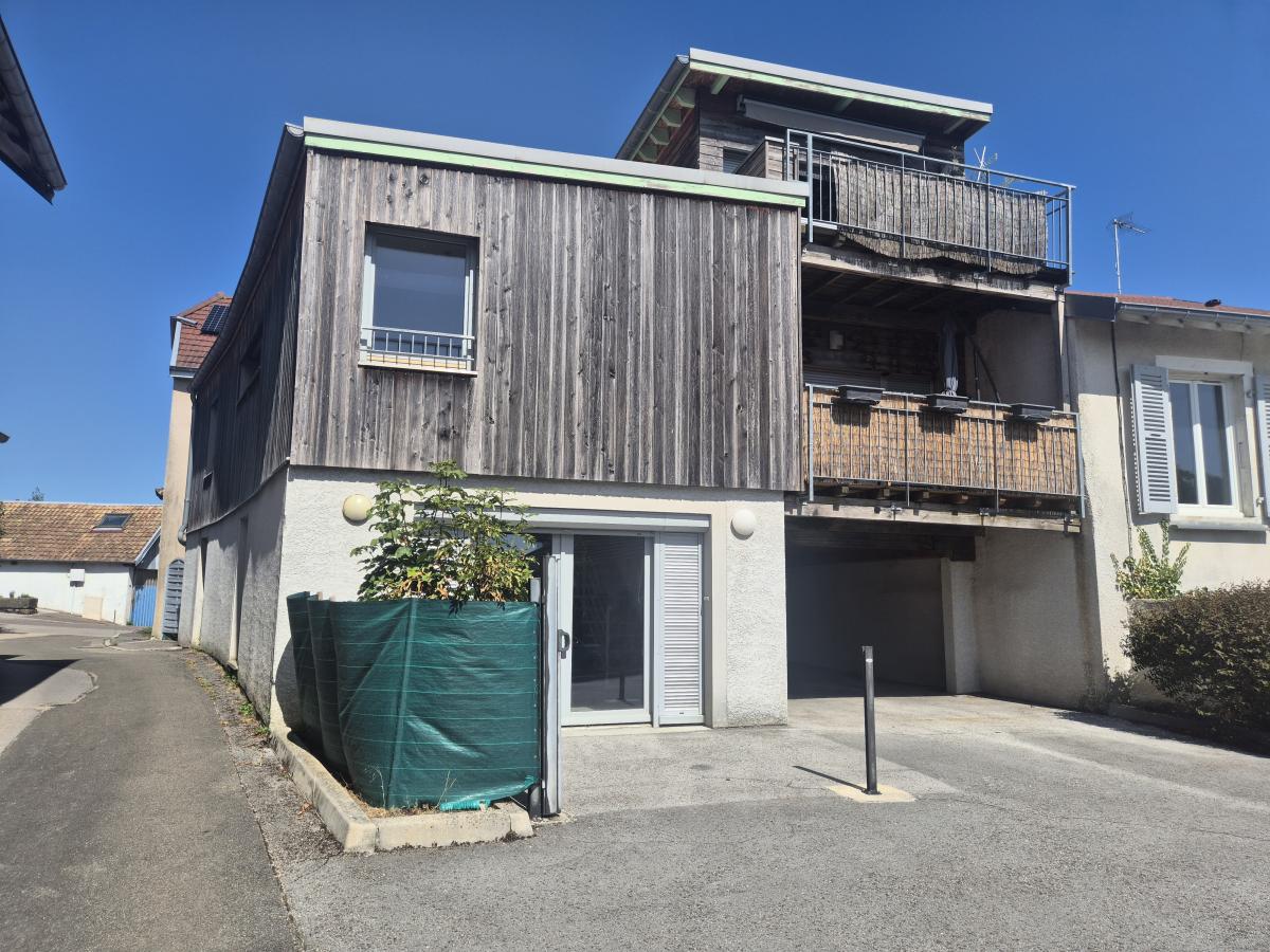 Appartement 4 pièces 104 m² · à Serre-les-Sapins · 104 m² · 195 000 €