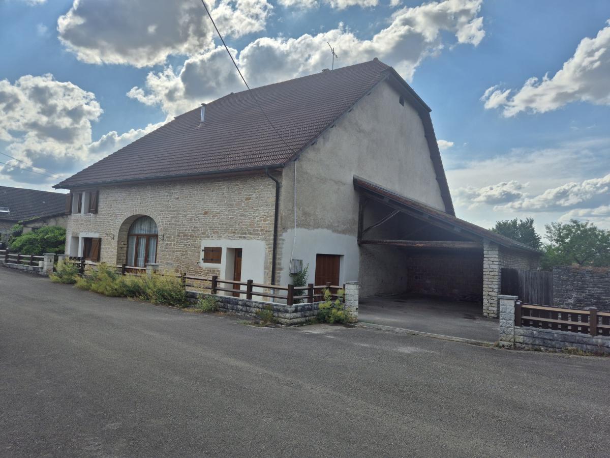 Maison 175 m² · à Burgille · 175 m² · 350 000 €