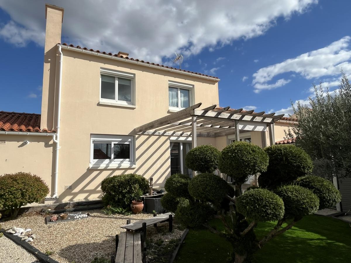 Maison 6 pièces 116 m² · à Luçon · 116 m² · 239 000 €