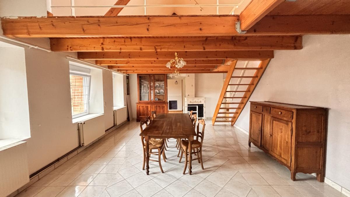 Maison 8 pièces 190 m² · à Saint-Inglevert · 190 m² · 283 500 €