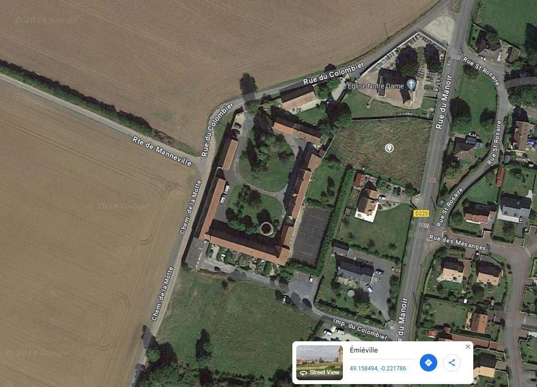 Réseau des notaires · à Émiéville · 156 000 €