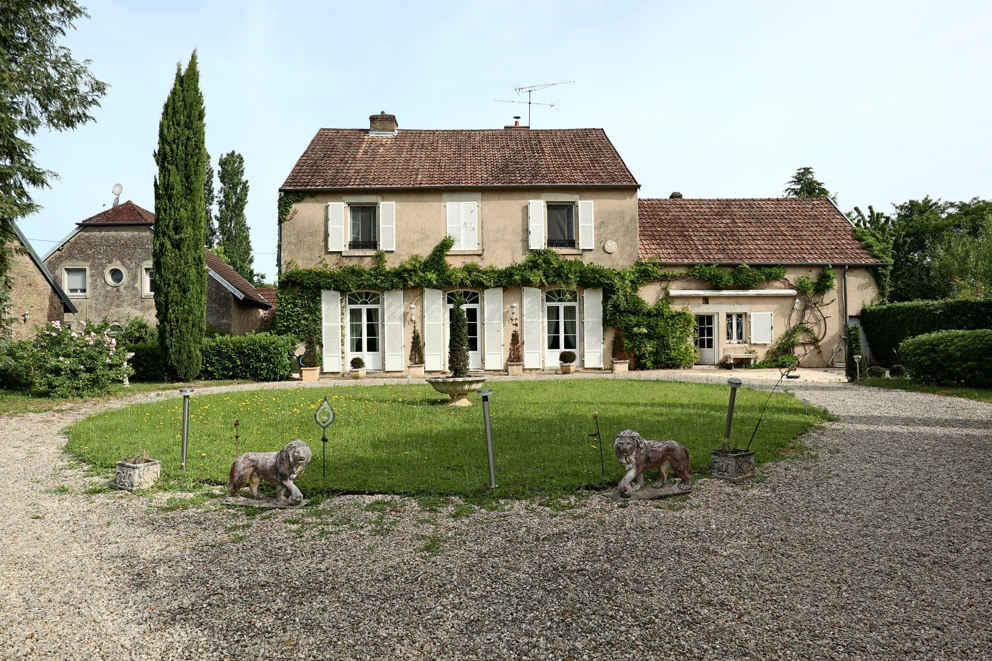 Maison 14 pièces 416 m² · à Marnay · 416 m² · 758 000 €