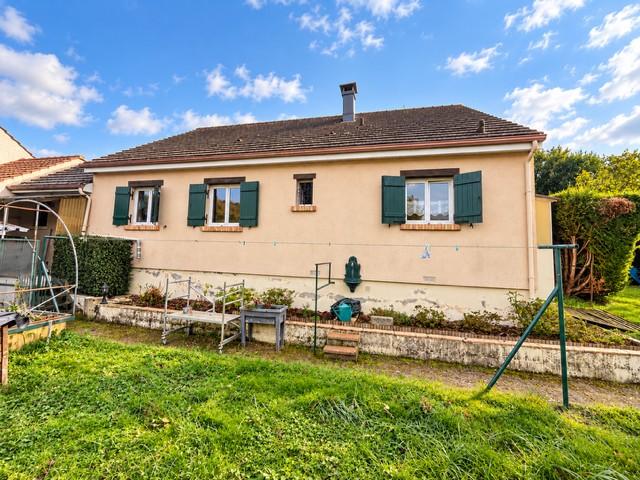 Maison 5 pièces 85 m² · à Blaincourt-lès-Précy · 84,6 m² · 250 000 €