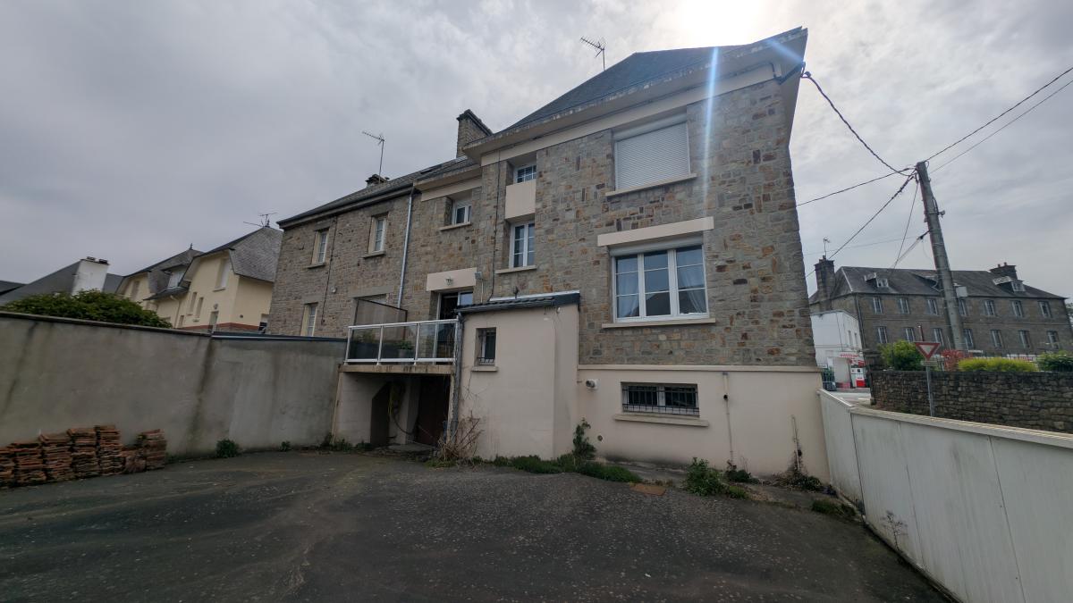 Maison 6 pièces 127 m² · à Villedieu-les-Poêles · 127 m² · 199 052 €