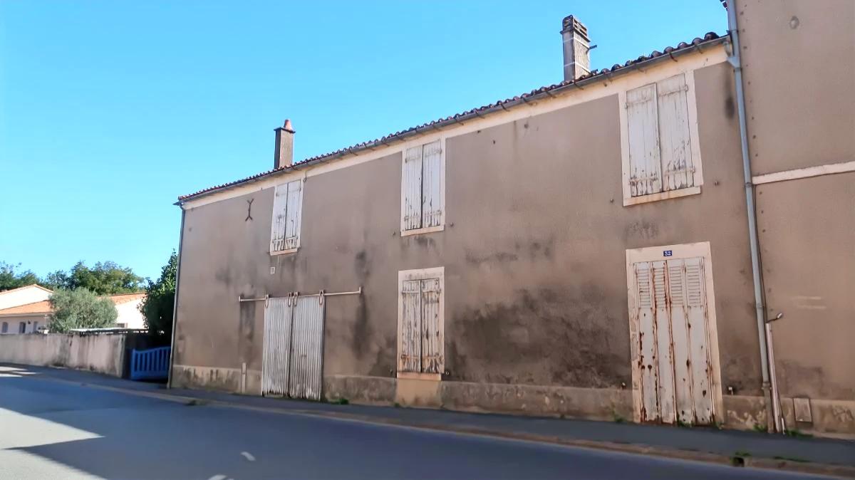 Maison 4 pièces 149 m² · à Mouilleron-Saint-Germain · 149 m² · 44 000 €