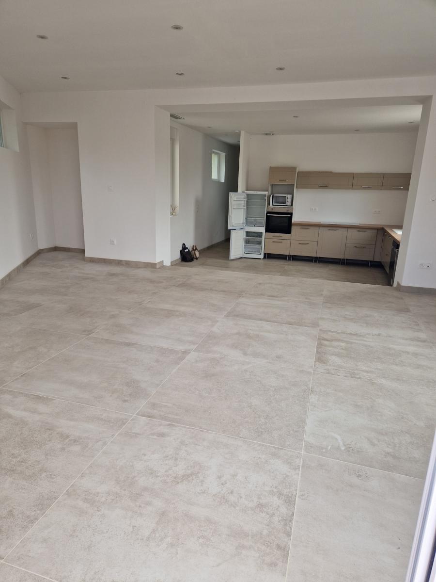Appartement 87 m² · à Douai · 86,9 m² · 700 €/mois