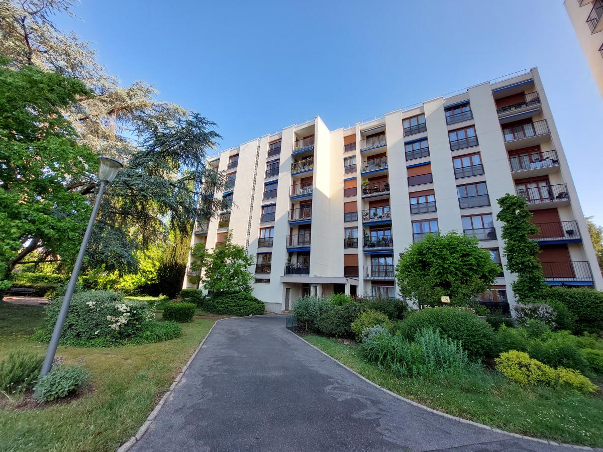 Appartement 2 pièces 53 m² · à Orléans · 53,4 m² · 106 000 €