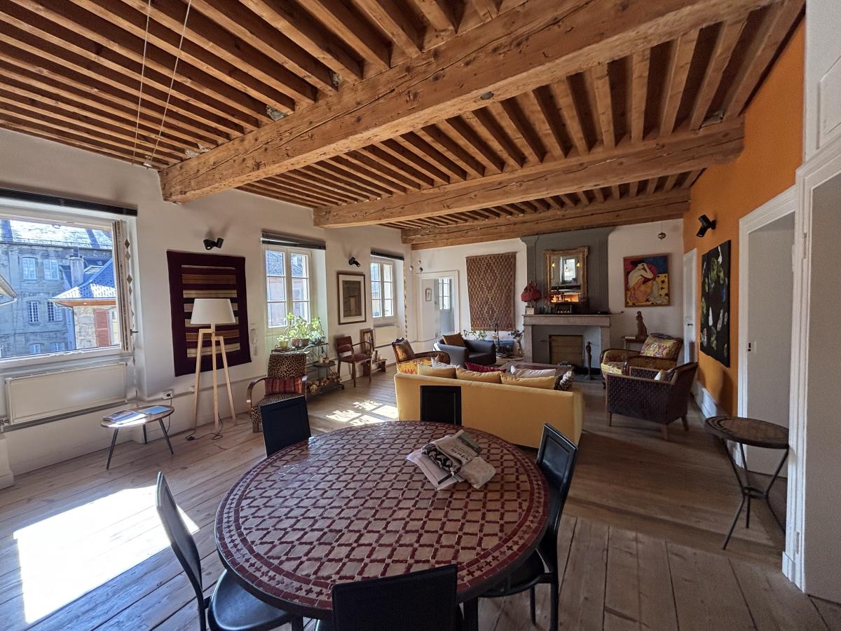 Appartement 7 pièces 200 m² · à Chambéry · 200,1 m² · 720 000 €