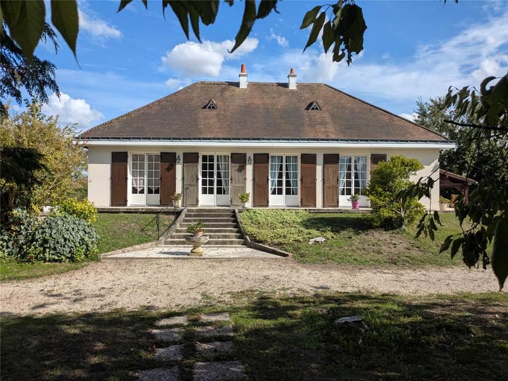 Maison 4 pièces 100 m² · à Sainte-Maure-de-Touraine · 100 m² · 273 000 €