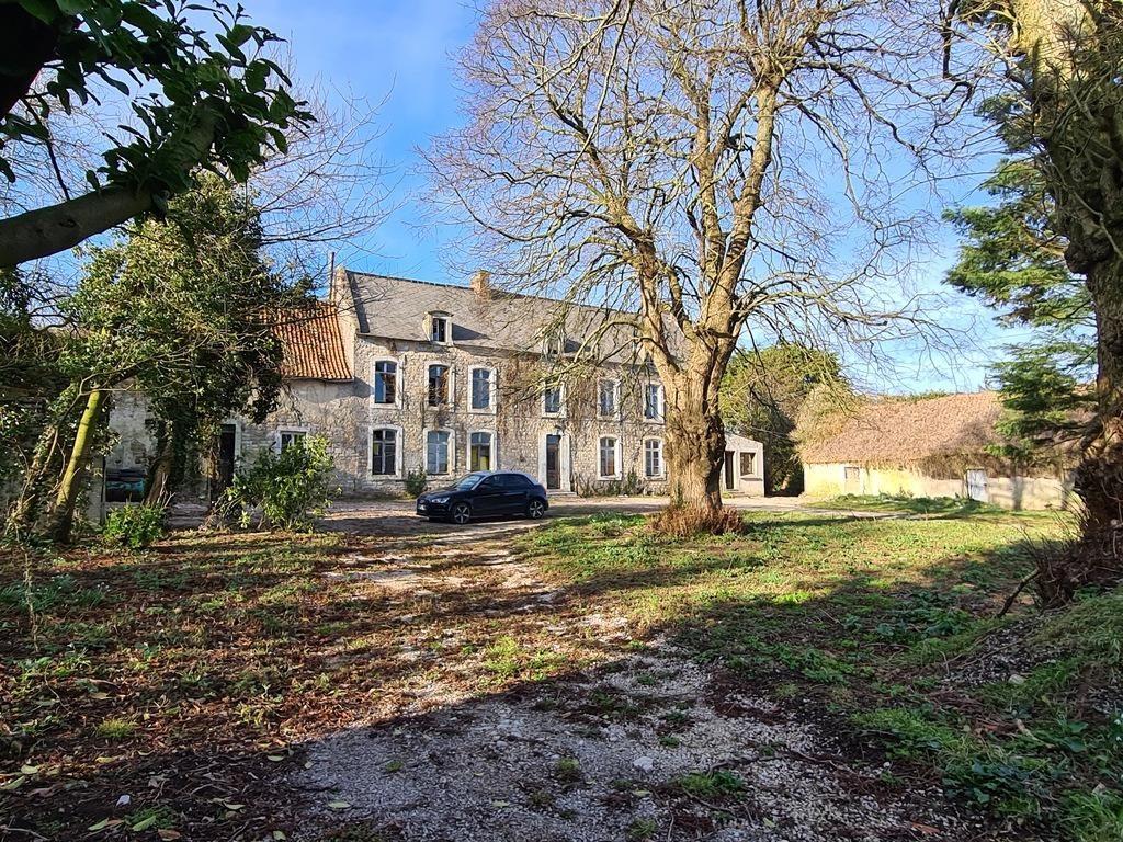 Maison 7 pièces 250 m² · à Wierre-Effroy · 250 m² · 315 000 €