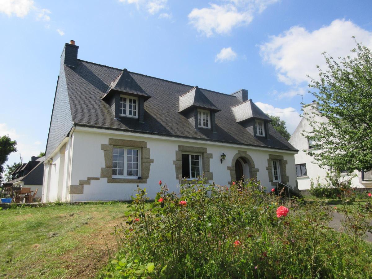 Maison 5 pièces 105 m² · à Locminé · 105 m² · 281 160 €