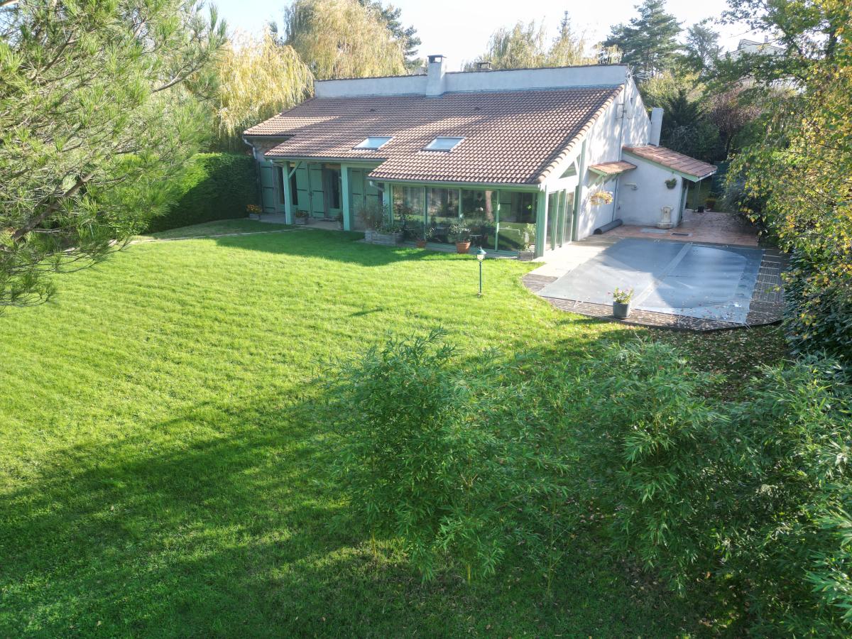 Maison 7 pièces 140 m² · à Saint-Just-Saint-Rambert · 140 m² · 390 000 €