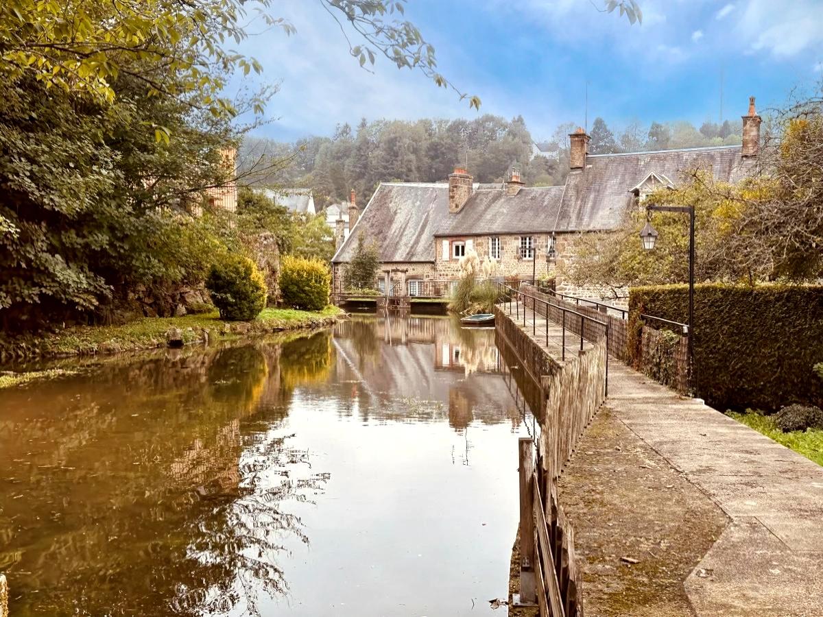 Maison 4 pièces 134 m² · à Vire Normandie · 133,6 m² · 189 900 €