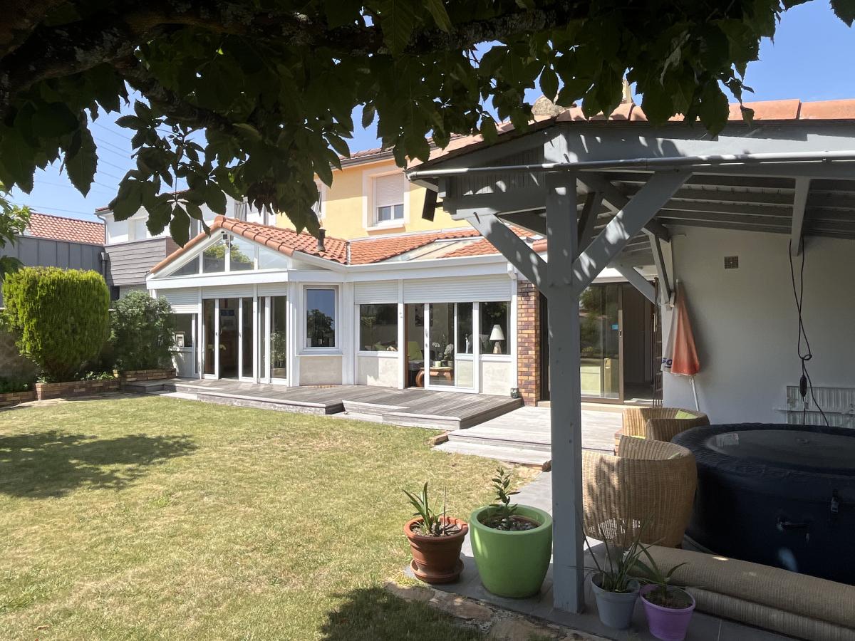 Maison 6 pièces 152 m² · à Rezé · 151,5 m² · 447 200 €