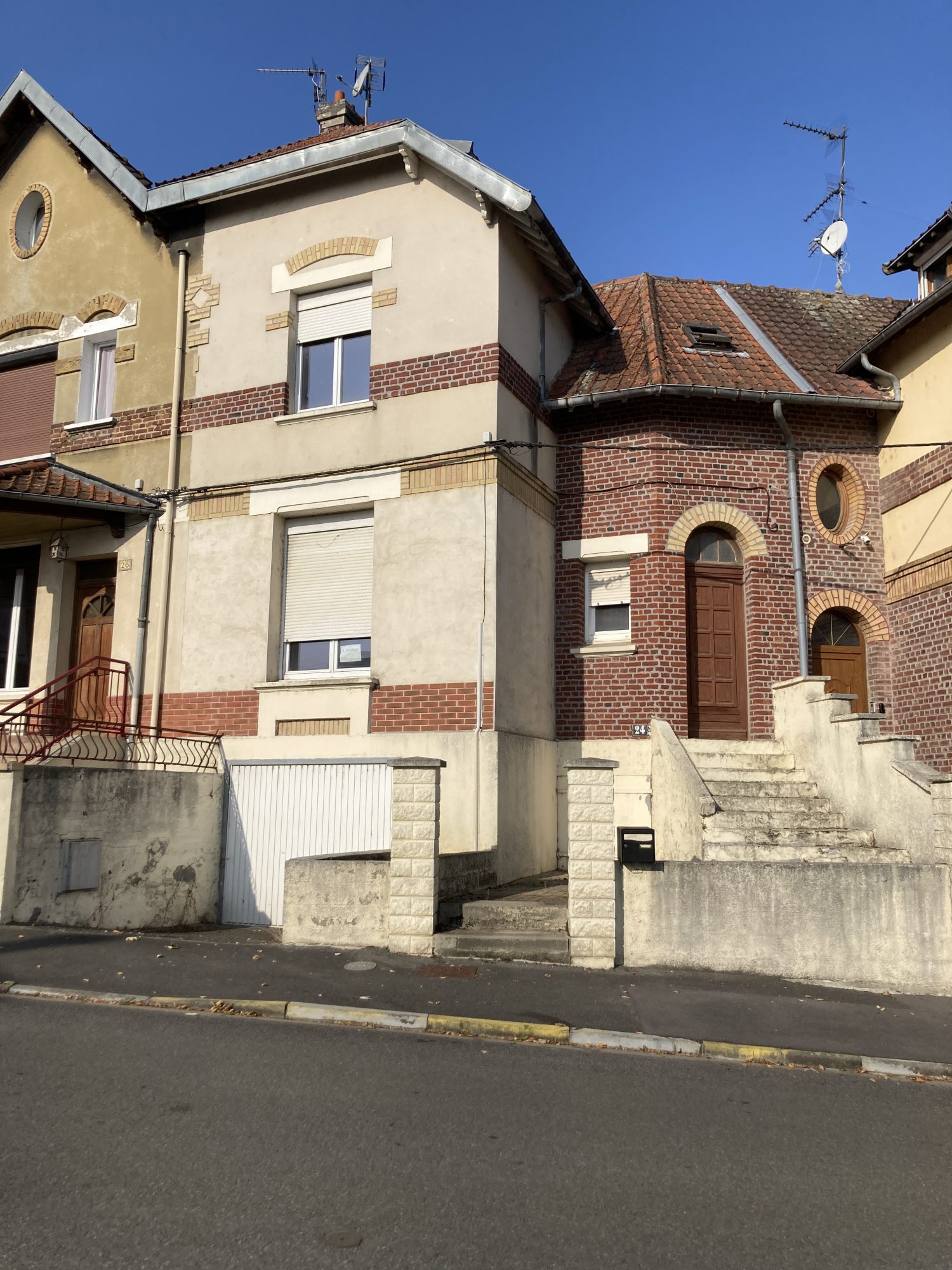 Maison 6 pièces 105 m² · à Saint-Quentin · 104,6 m² · 75 600 €