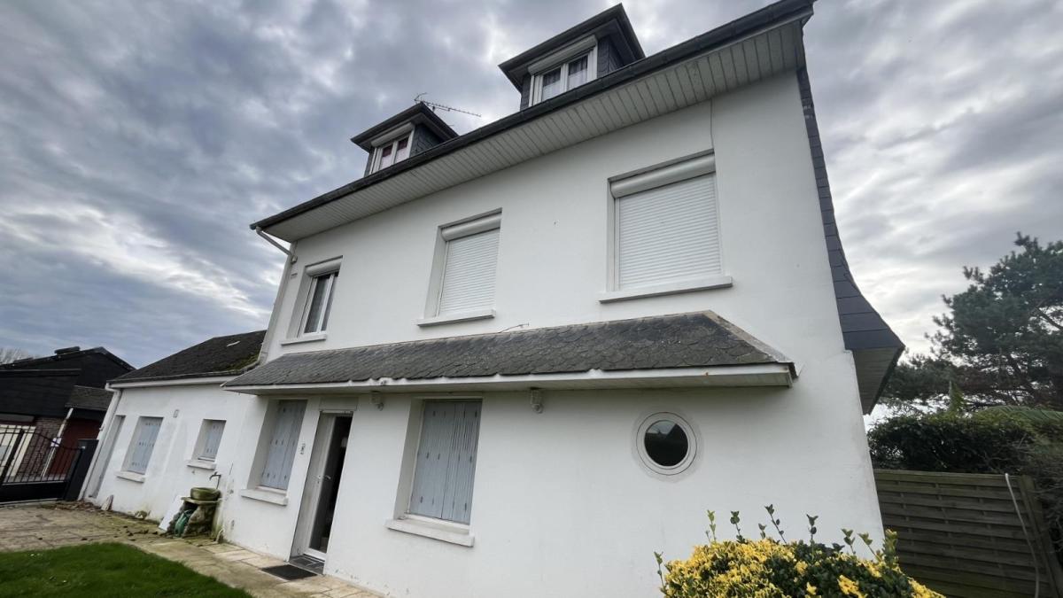 Maison 4 pièces 116 m² · à Lanquetot · 116 m² · 135 000 €