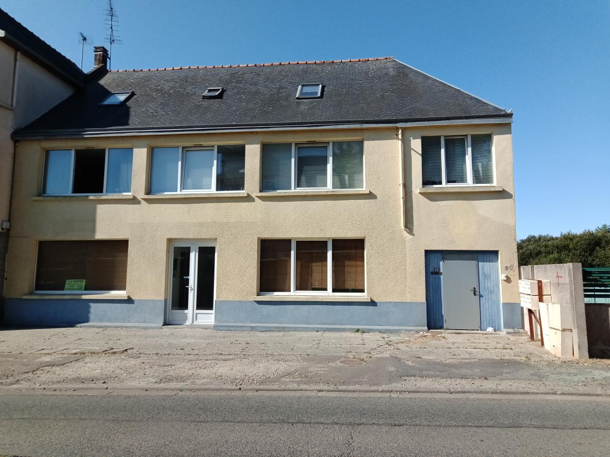 Immeuble 180 m² · à Plonéour-Lanvern · 180 m² · 399 500 €